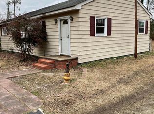 2671 Ridgefield Rd, Mathews, VA 23109