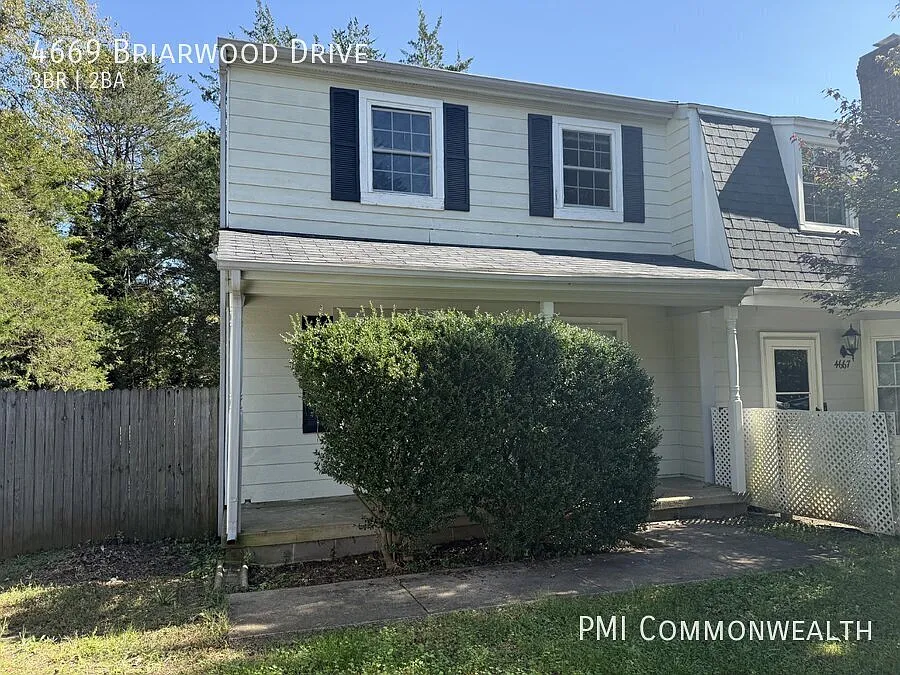 4669 Briarwood Dr photo 1