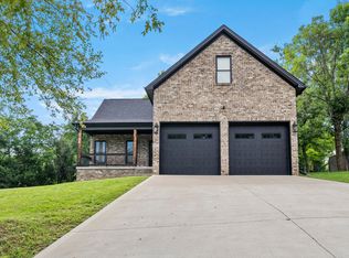 1023 Fairway Dr, Georgetown, KY 40324