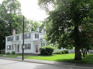 21 North St #1, Kennebunkport, ME 04046