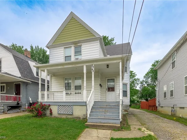 2044 W 100th St, Cleveland, OH 44102