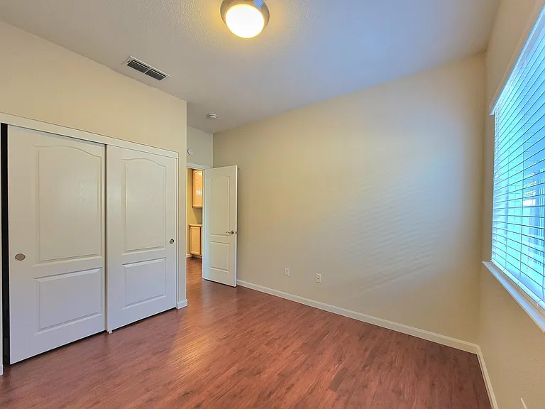 432 Lone Spur Dr — Photo 12