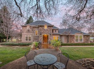 3168 Blue Oak Dr, Catheys Valley, CA