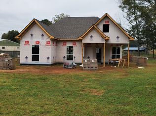 32 Walnut Pl, Moulton, AL 35650