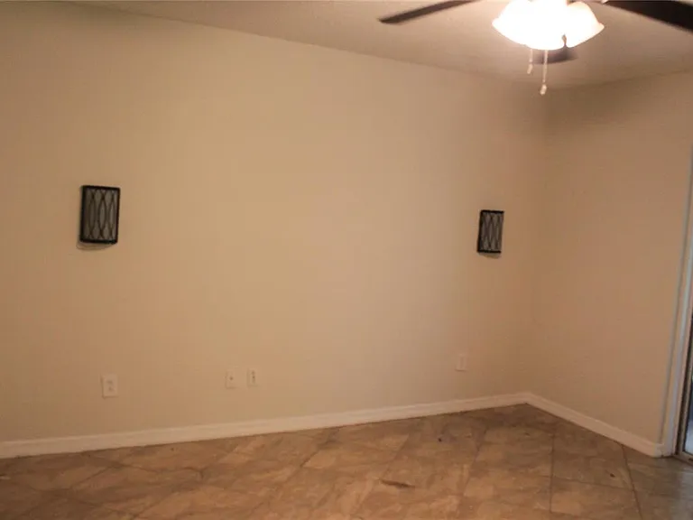 10579 Satinwood Cir — Photo 9