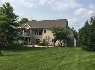 7821 Canterbury Ridge Dr, South Beloit, IL 61080