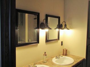 102 Hemlock Dr, Morton, IL 61550