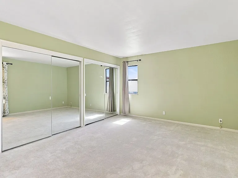 814 Balboa Ln — Photo 9