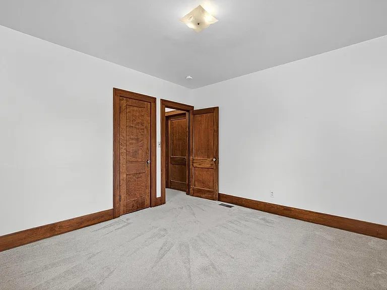 318 W Columbia Ave #0 — Photo 19