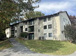 5 Spring Ct #1, Charlottesville, VA 22901