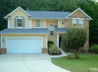 106 Carterwood Ct, Cary, NC 27519