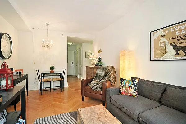 Rented by Corcoran | media 15