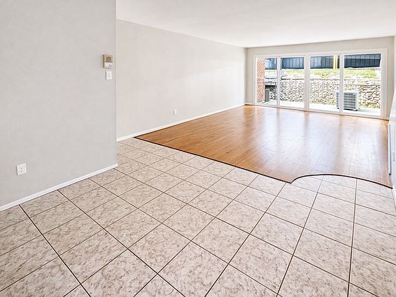 Hardwood 2-Bedroom