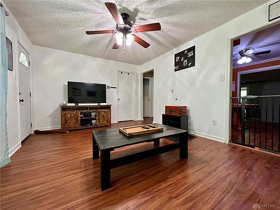4th image of 528 Browning Dr
