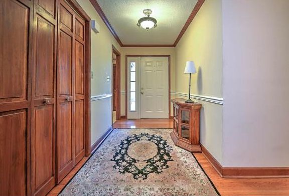 5th image of 5128 Steeplechase Ct