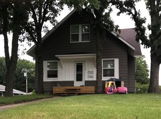 1145 Roosevelt Ave, Detroit Lakes, MN 56501