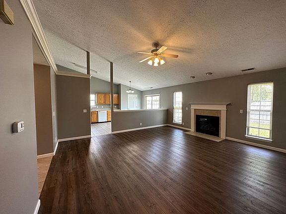 2nd image of 2306 Winterset Dr