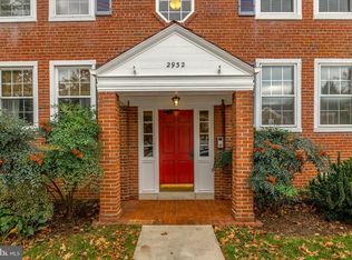 2932 S Buchanan St APT B2, Arlington, VA 22206
