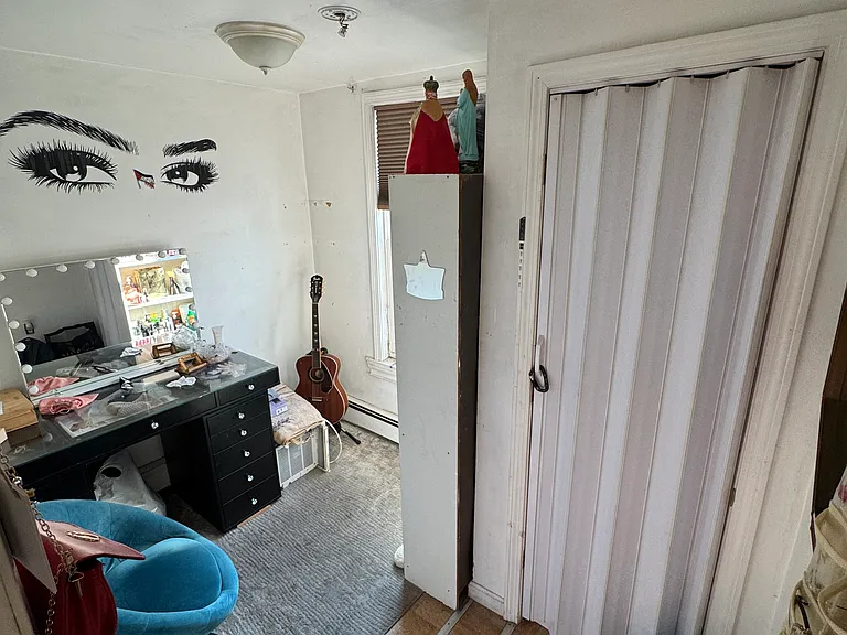 229 London St #2 — Photo 12