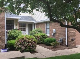 1625 Saint Andrews Dr, Oakmont, PA 15139