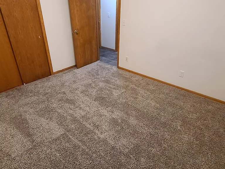 4707 University Ave NE — Photo 46