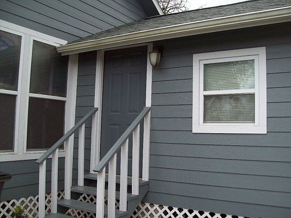 3rd image of 1420 Avenue L