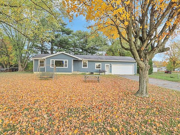 2nd image of 122 Darla Dr