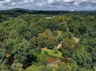 1366 Forest View Rd, Charlottesville, VA 22902