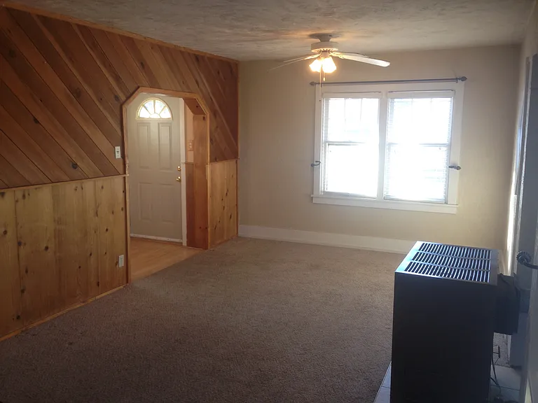903 E Harney St — Photo 4