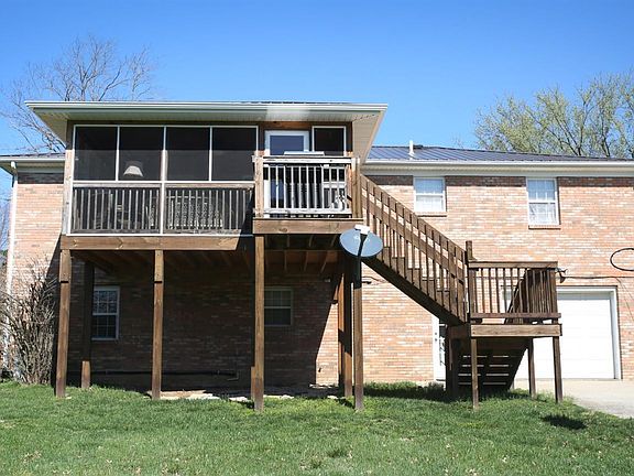 3rd image of 157 Virginia Dr #B