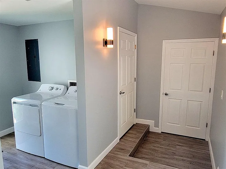 709 SW 4th Pl — Photo 11