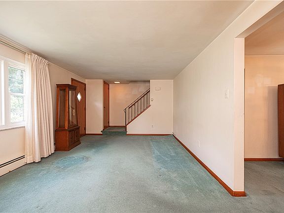 4th image of 618 Grandview Ave