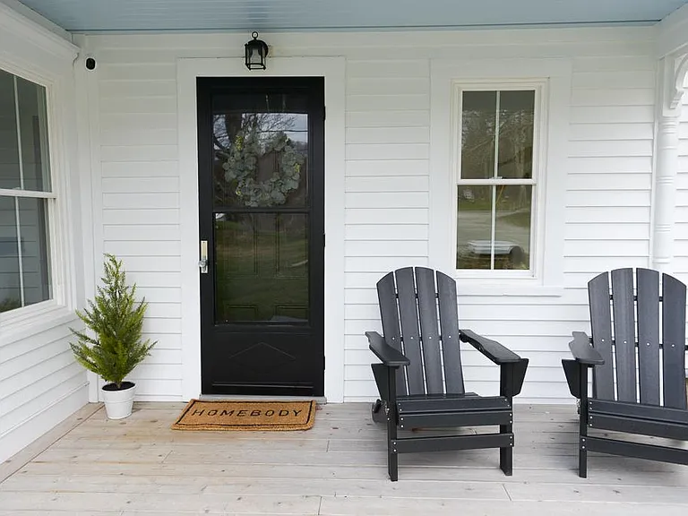 348 N Deer Isle Rd — Photo 2
