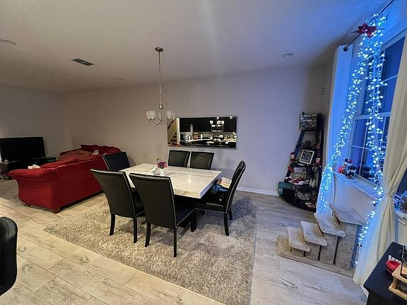 4th image of 14380 Swanley St