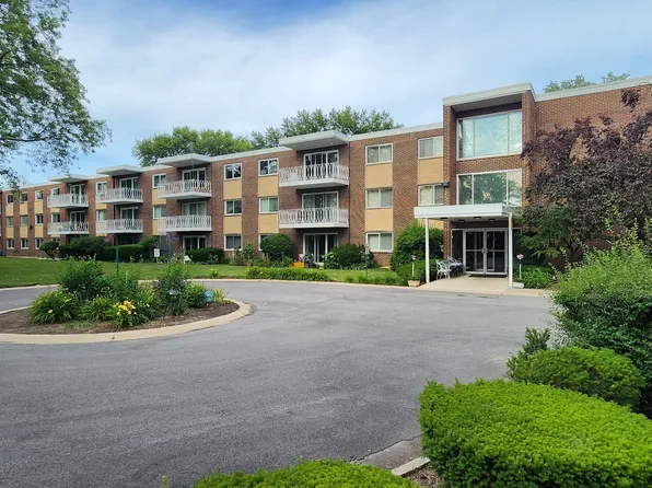 200 Deborah Ln APT 14A, Wheeling, IL 60090