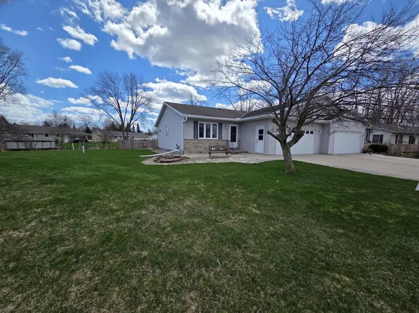 2209 Virginia DRIVE, Manitowoc, WI 54220