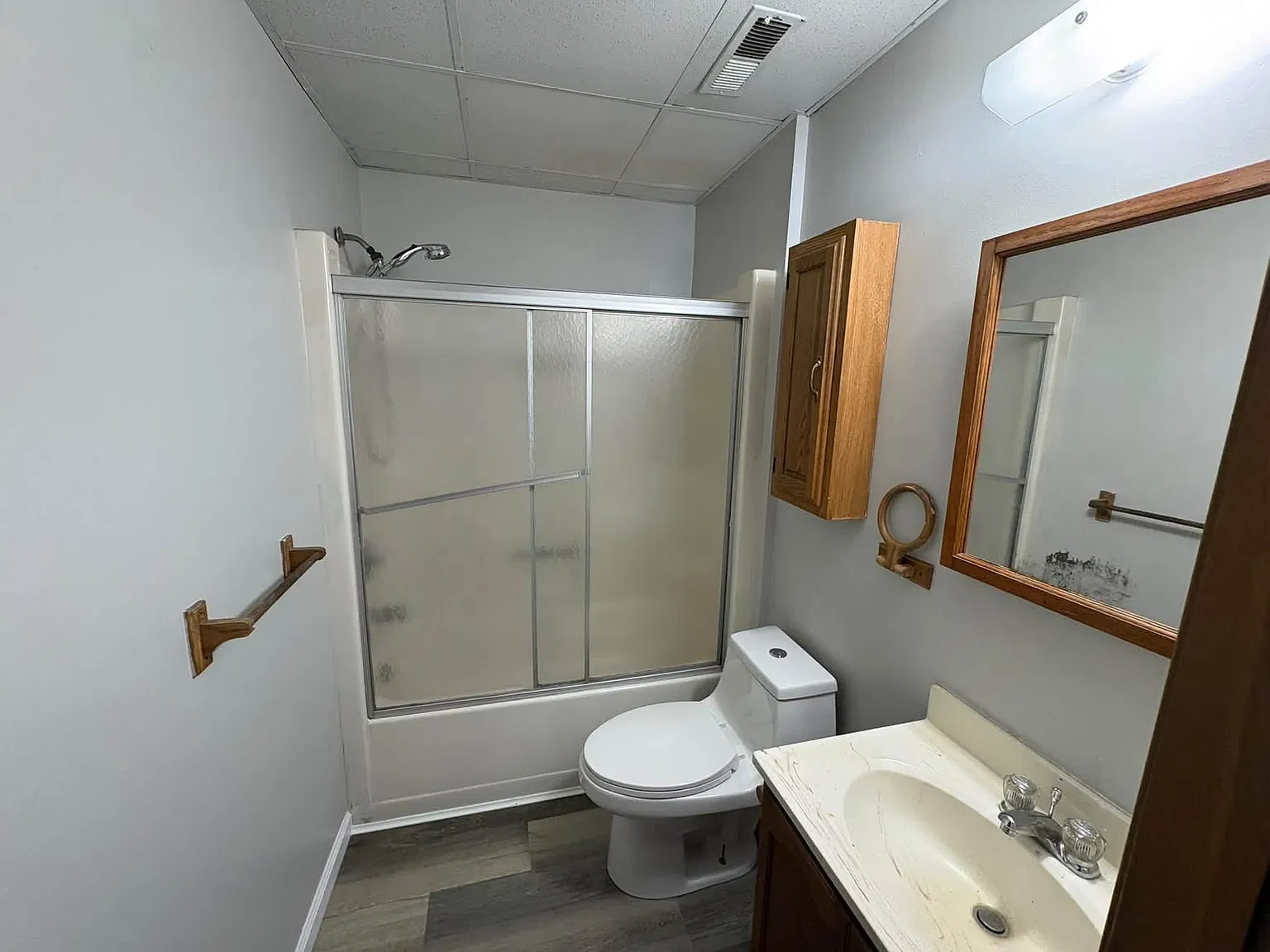 2204 N SR 257, Apt. #3 - 1 — Photo 3