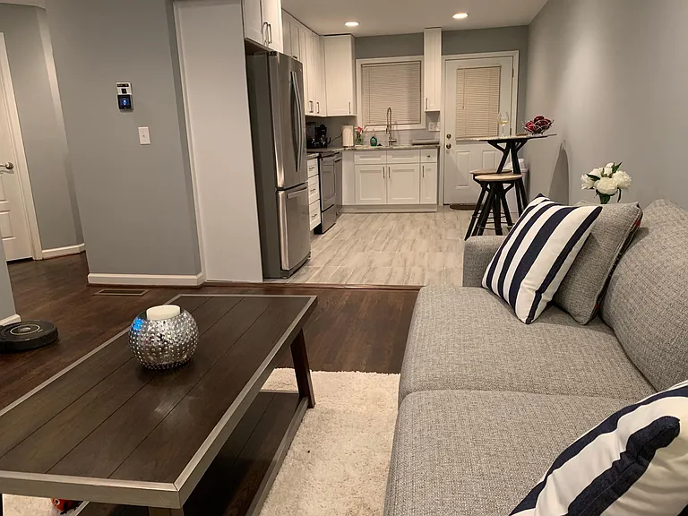 1487 Janmar Dr — Photo 5