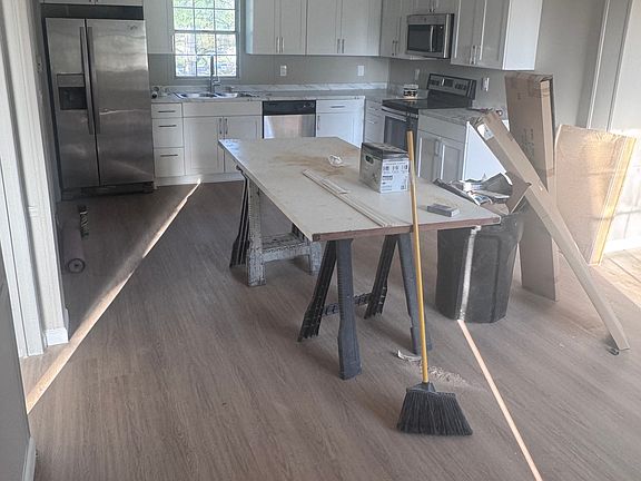 Newly renovated Kitchen