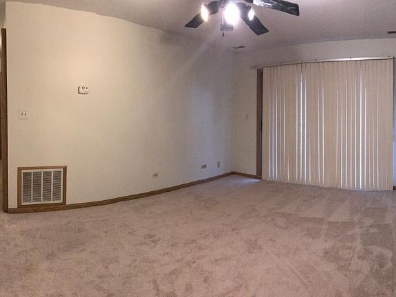 Living room & hallway