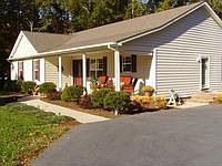 1st image of 1011 Ashcroft Pl
