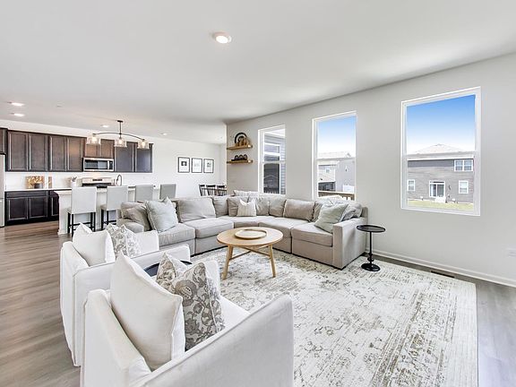 2nd image of 1316 Tiger Lily Dr