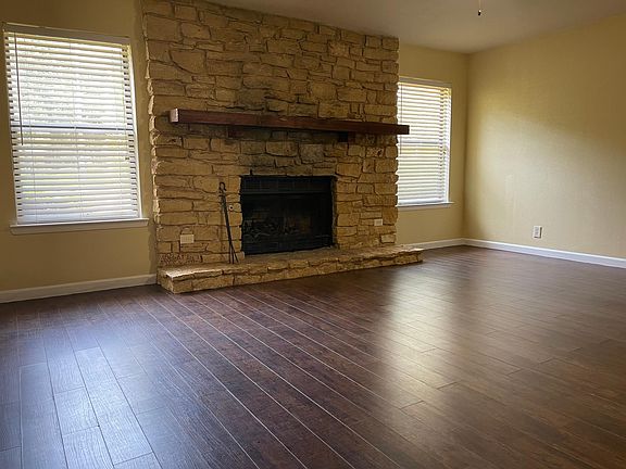 4th image of 130 Hollyhill Ln