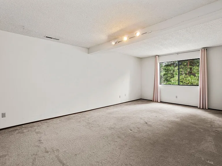1000 Lakeshore Blvd #2 — Photo 10