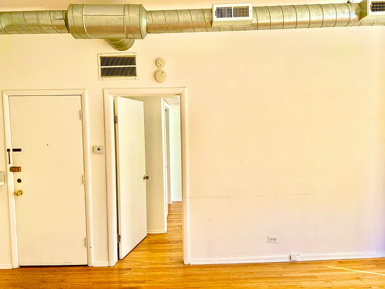 448 W Saint James Pl #2A — Photo 6