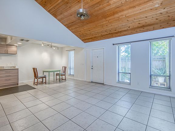 5th image of 809 N Federal Highway #3