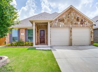 947 Bridle Bit Dr, Grand Prairie, TX 75051
