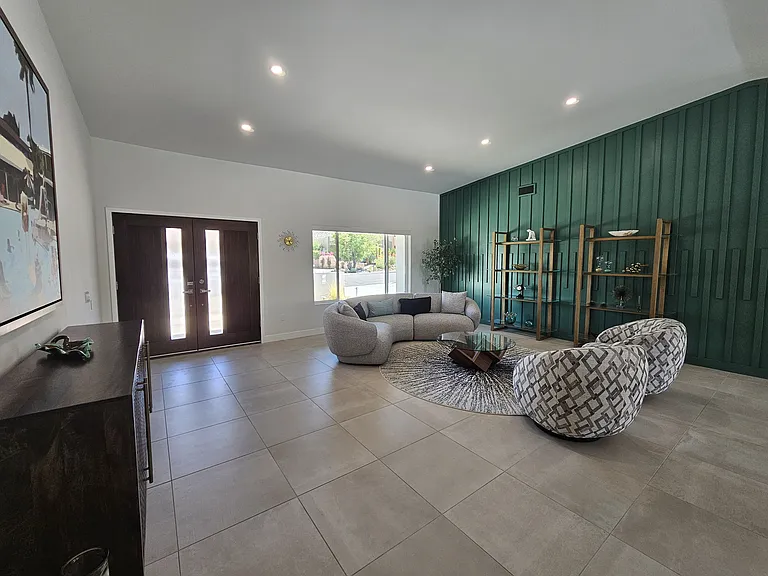 72278 Barbara Dr — Photo 32