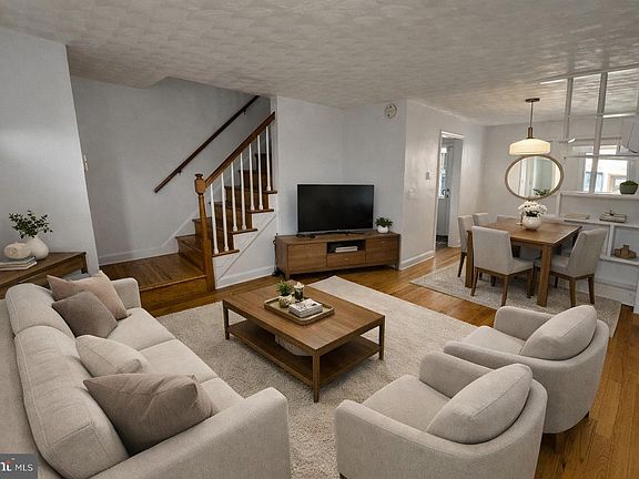3rd image of 1403 Dartmouth Ave