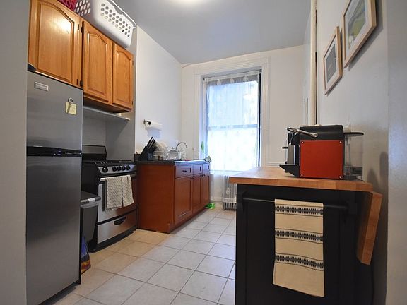 5th image of 278 W 19th St APT 1